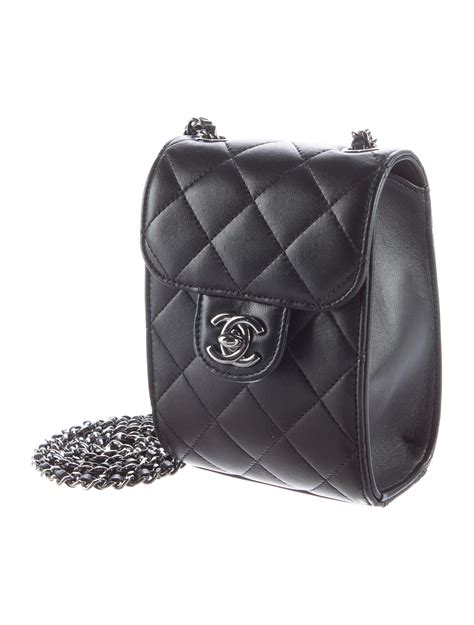 chanel crossbody tote